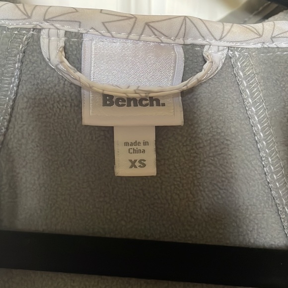 BENCH JACKET - Picture 4 of 6